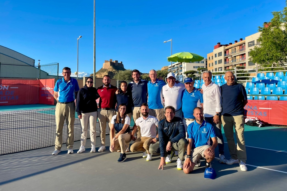 Equipo arbitral en el ITF femenino de Monzón Equipo arbitral en el ITF femenino de Monzón