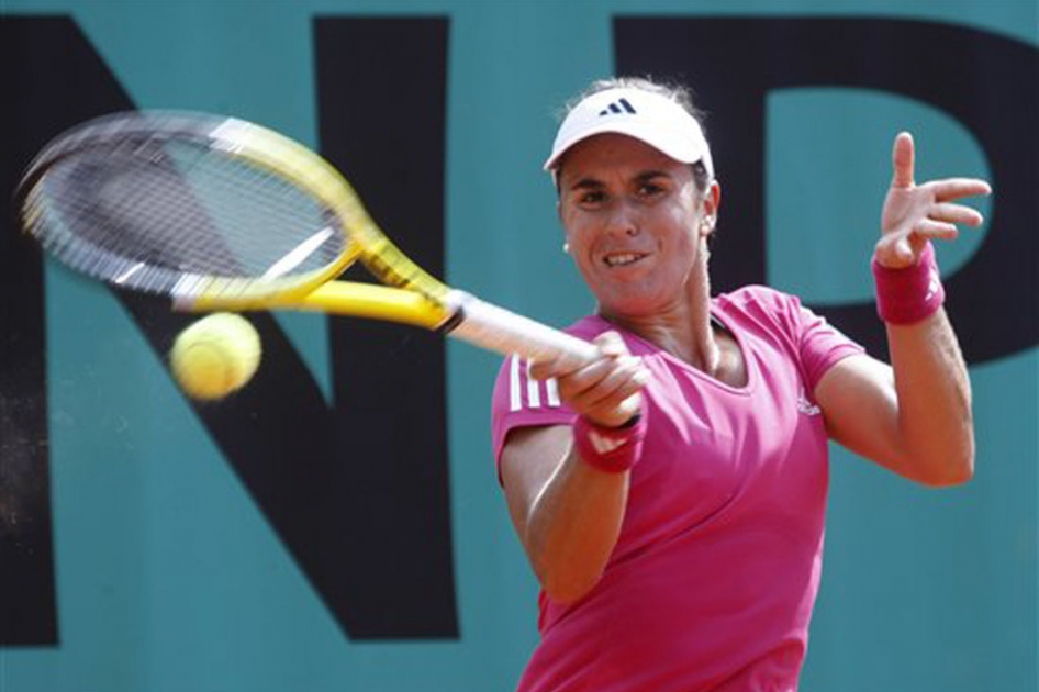 Anabel Medina se clasifica junto a Liezel Huber para las semifinales de dobles