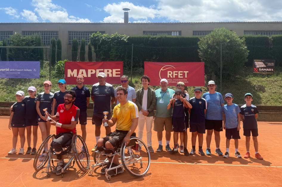Mario Roque sorprende a Francesc Prat en la Liga MAPFRE de Tenis Silla de Figueres Mario Roque sorprende a Francesc Prat en la Liga MAPFRE de Tenis Silla de Figueres
