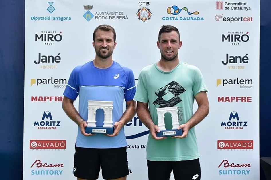 Alberto Barroso se ve superado por Steven Díez en la final de Roda de Barà Alberto Barroso se ve superado por Steven Díez en la final de Roda de Barà