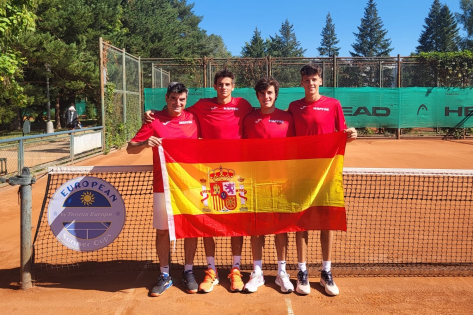 Turno para lasselecciones espaolas MAPFRE jnior y cadete en las Copas de Verano