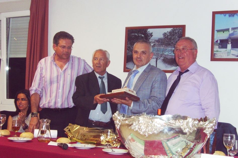 Nombramiento de José Luis Escañuela como Socio de Honor del Club de Tenis Albox Nombramiento de José Luis Escañuela como Socio de Honor del Club de Tenis Albox
