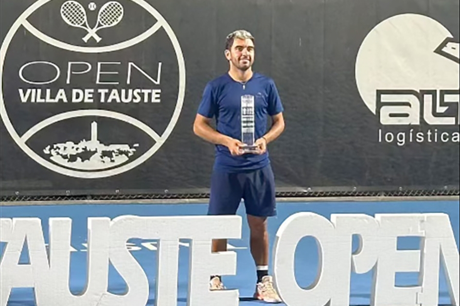 El internacional de Tauste acaba en manos del argentino Julio Csar Porras
