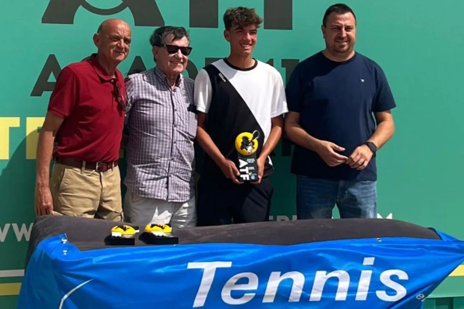 Ian Barroeta encadena su segundo triunfo consecutivo en el circuito Tennis Europe en La Nuca