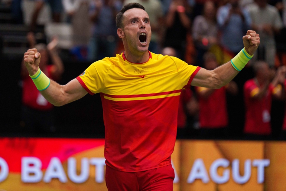 España se asegura estar en la Final 8 de Málaga tras superar a Francia España se asegura estar en la Final 8 de Málaga tras superar a Francia
