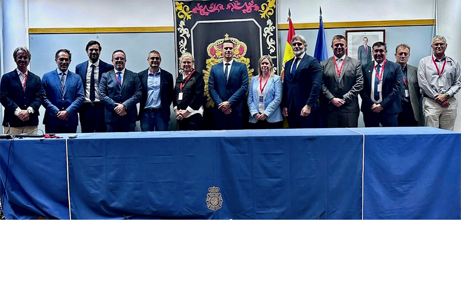 La RFET participa en una jornada sobre integrad deportiva del Cuerpo Nacional de Policía La RFET participa en una jornada sobre integrad deportiva del Cuerpo Nacional de Policía