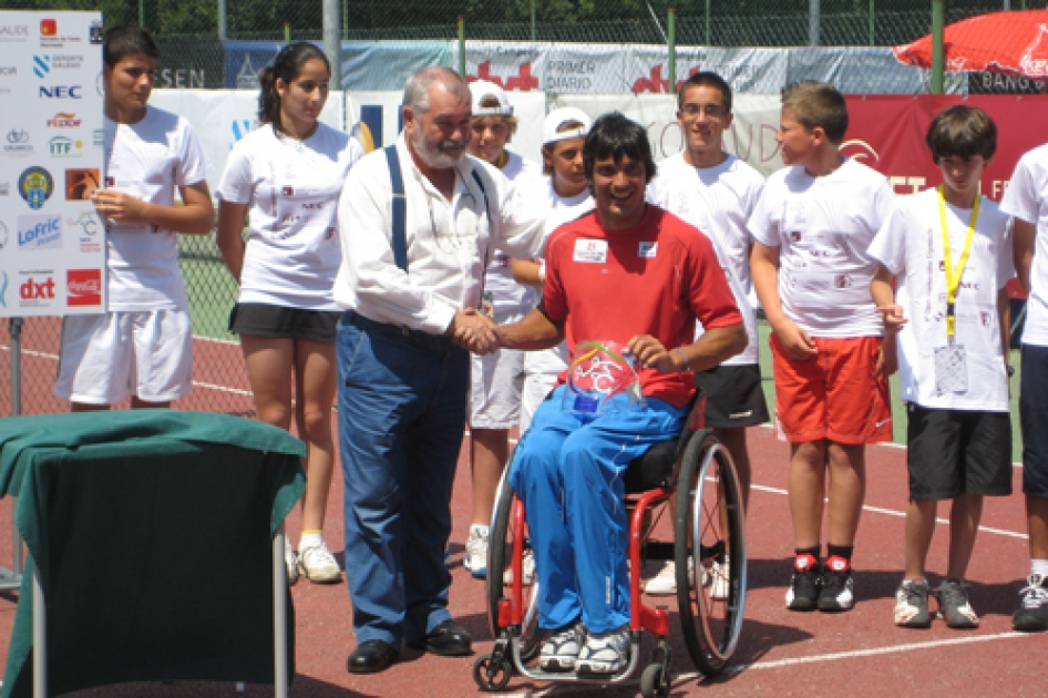 Quico Tur suma su segundo ttulo internacional del ao en A Corua