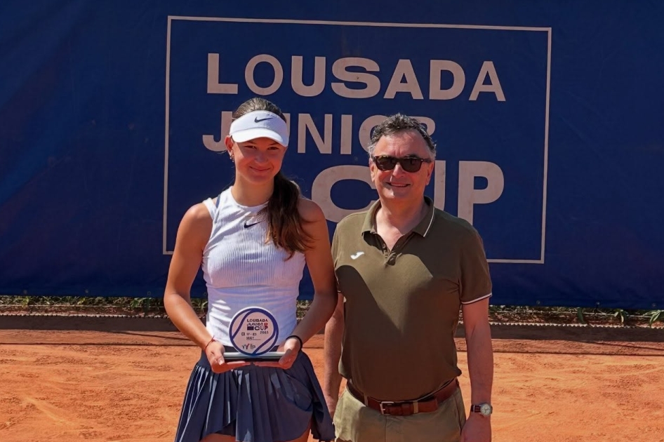 Gabriela Paun se retira en la final del jnior de Lousada