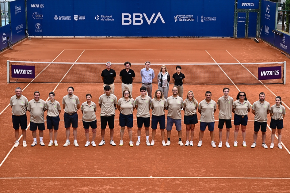 Equipo arbitral en el WTA 125 de Valencia Equipo arbitral en el WTA 125 de Valencia