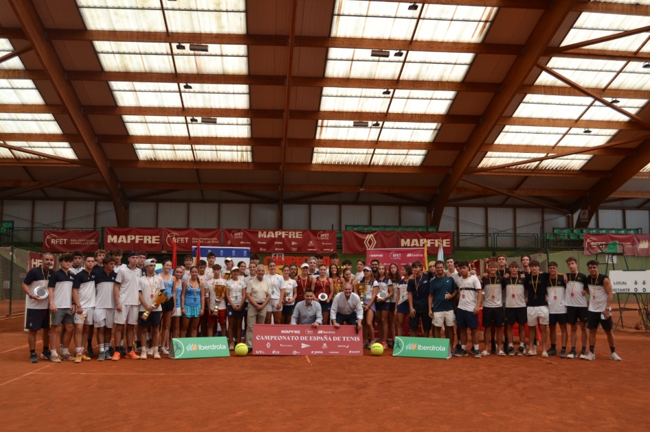 UE Tenispain y CT Chamartín se reparten los títulos del Campeonato de España Júnior en Zaragoza UE Tenispain y CT Chamartín se reparten los títulos del Campeonato de España Júnior en Zaragoza