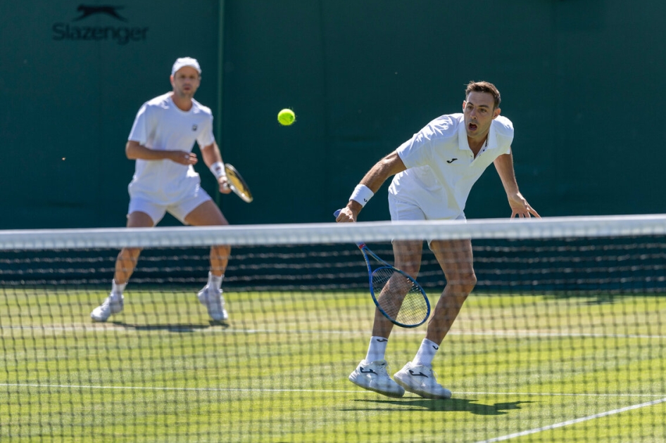 Marcel Granollers y Horacio Zeballos se quedan a las puertas de la final de dobles en Wimbledon Marcel Granollers y Horacio Zeballos se quedan a las puertas de la final de dobles en Wimbledon