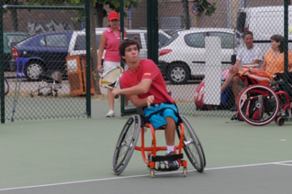 Daniel Caverzaschi se lleva el Open Nacional Villa de Pinto de Tenis en Silla de Ruedas