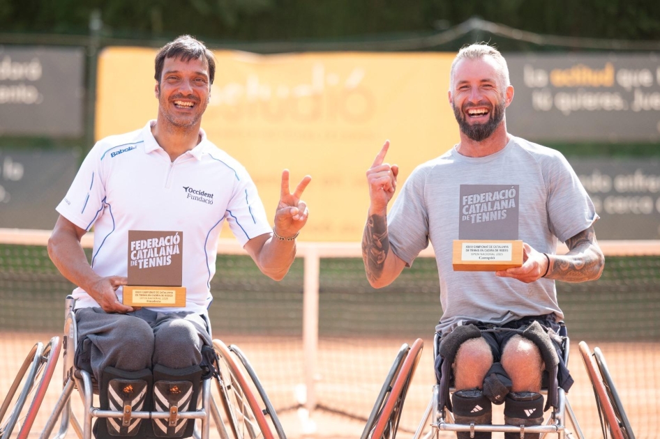 Quico Tur se ve superado por el polaco Jakub Dominik Bukala en la final del Campeonato de Catalua