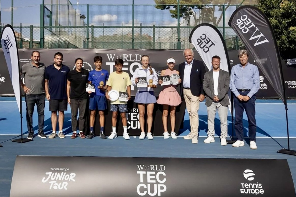 El griego Rafael Pagonis y la sueca Grace Bernstein dominan el primer Infantil de Barcelona