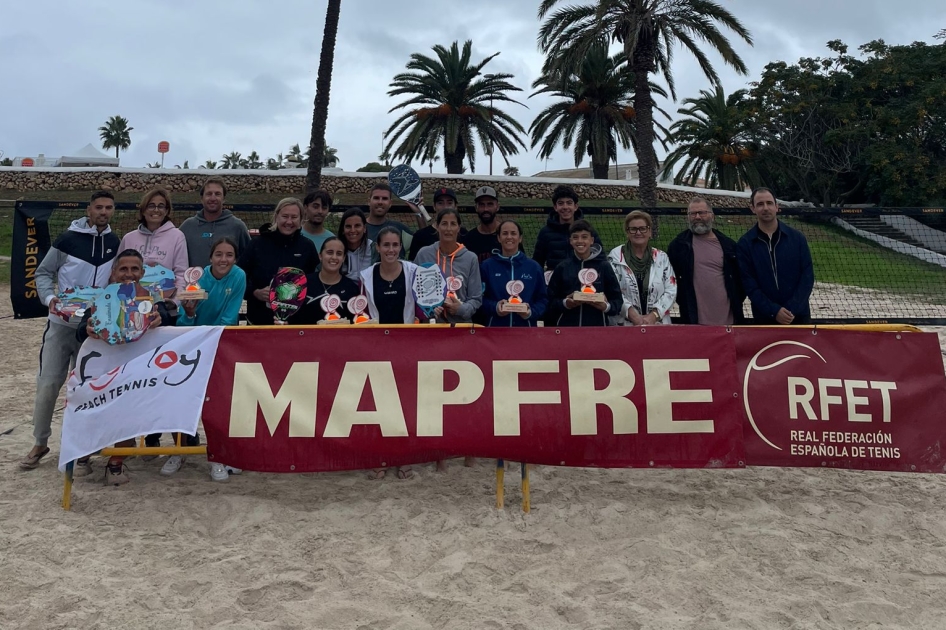 La Liga MAPFRE de Tenis Playa hace parada en las Baleares con una nueva cita en Menorca