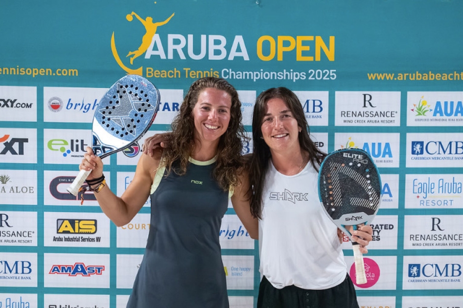Ariadna Costa irrumpe en el Top-5 mundial de tenis playa tras una nueva final en el Sand Series de Aruba