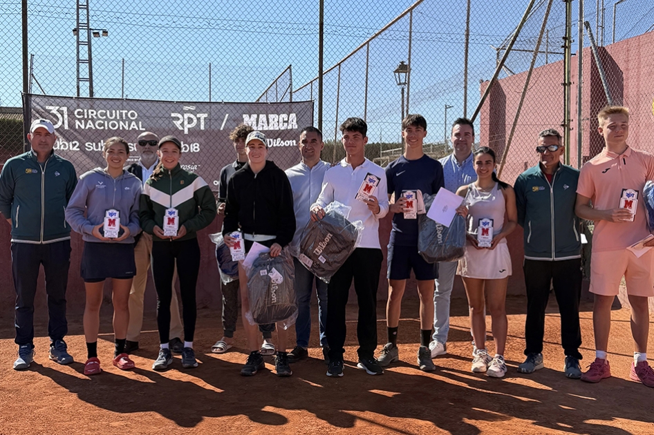 �xito en Carlet del Circuito Juvenil RPT - Marca by Wilson��