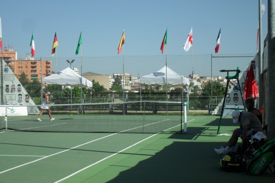 Roco De la Torre alcanza su primera final profesional en el internacional ITF de Cceres