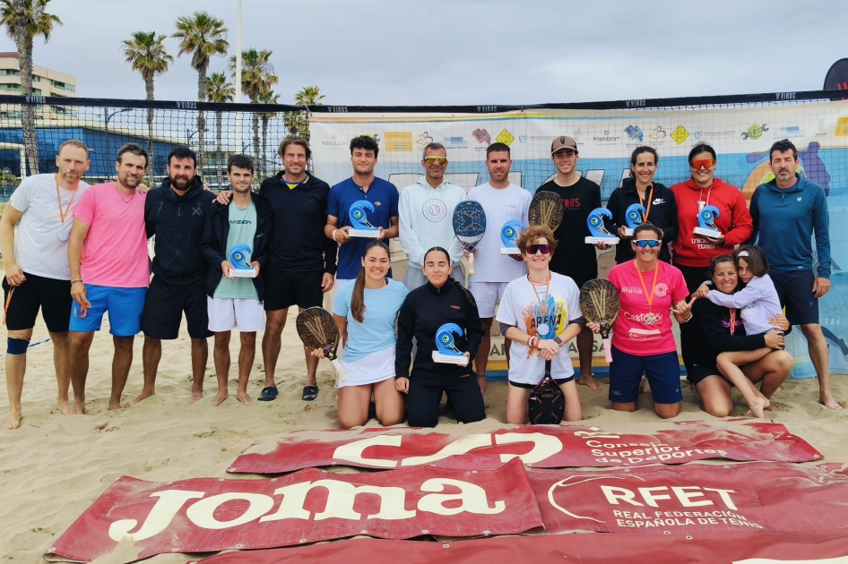 Alboraya acoge la tercera cita del Circuito Nacional de Tenis Playa