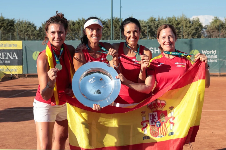 Hist�rico t�tulo mundial para la Selecci�n Espa�ola +50 femenina en Italia