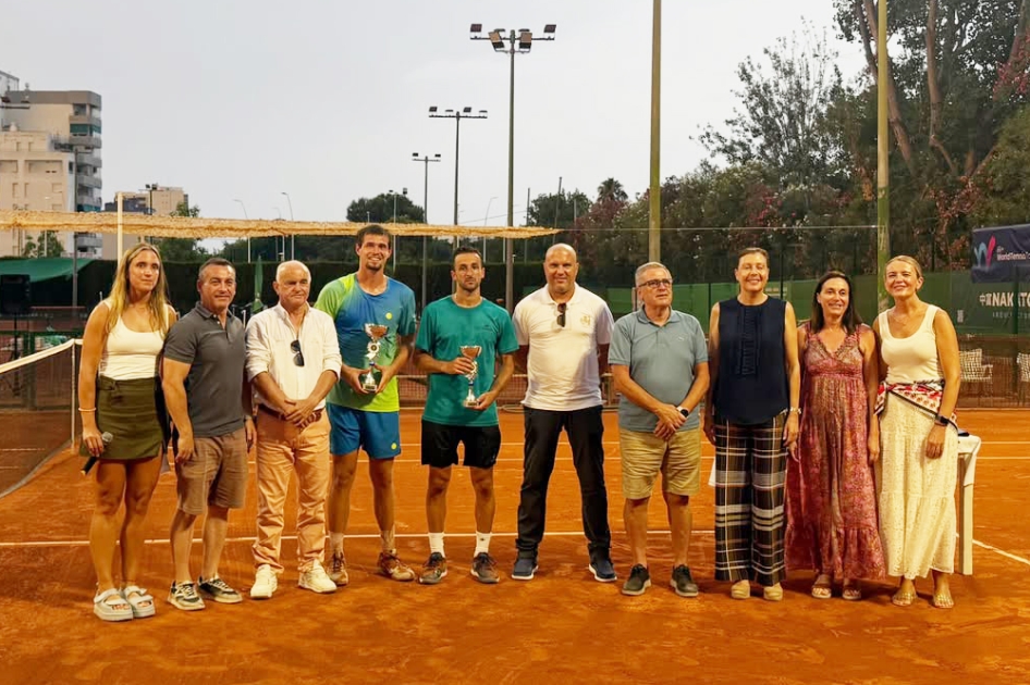 Javier Barranco cede en la final de Gand�a ante el ucraniano Eric Vanshelboim