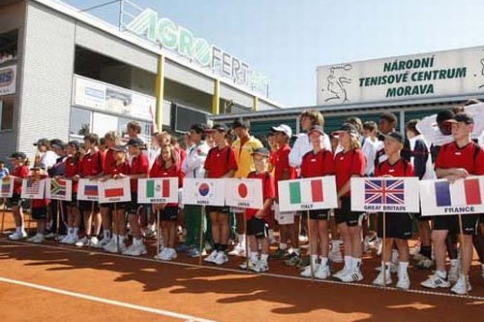 Adis a las opciones del equipo femenino infantil en el Campeonato del Mundo