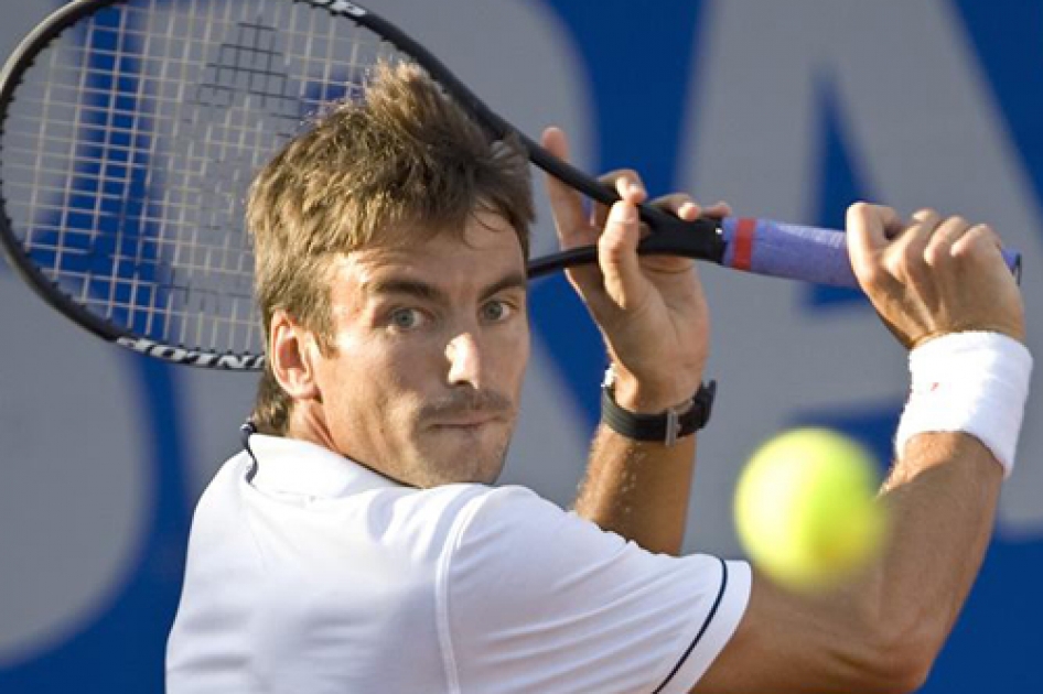 Tommy Robredo queda fuera de los cuartos de final en New Haven Tommy Robredo queda fuera de los cuartos de final en New Haven