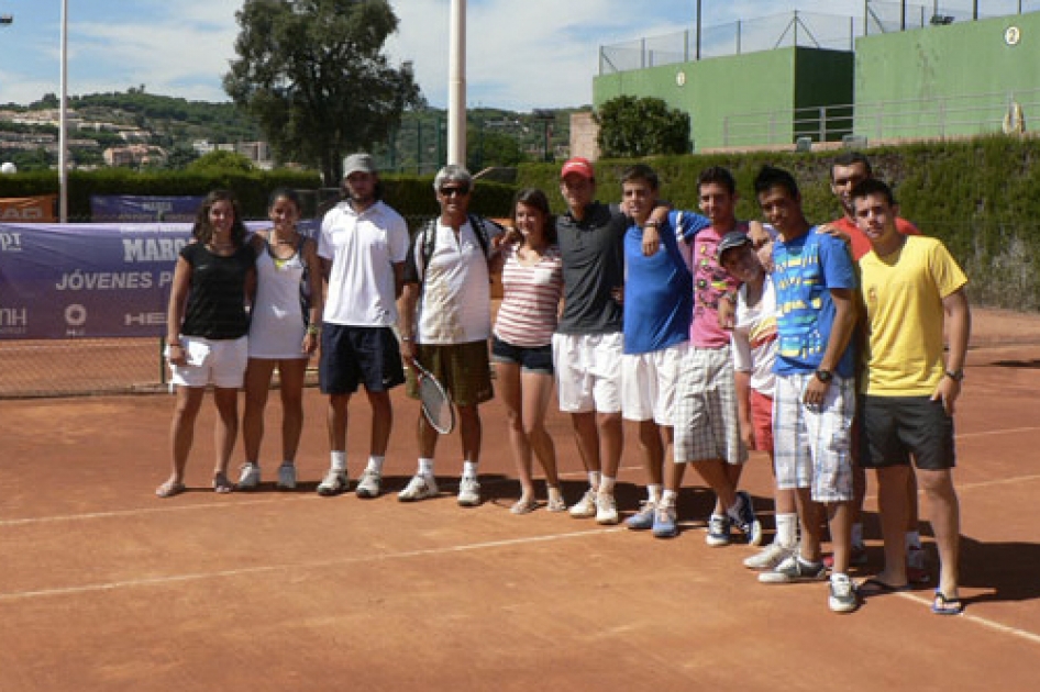 David Vega y Rocío Martín ganan el torneo de Barcelona que reemprende el Marca Jóvenes Promesas David Vega y Rocío Martín ganan el torneo de Barcelona que reemprende el Marca Jóvenes Promesas