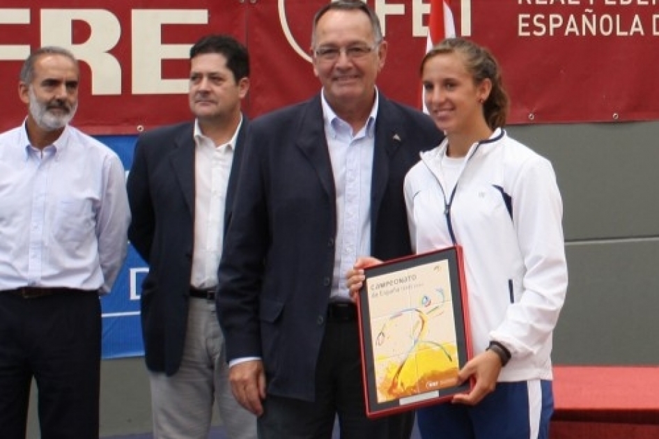 Silvia Garca rubrica su gran ao con la primera final profesional en Alcorcn