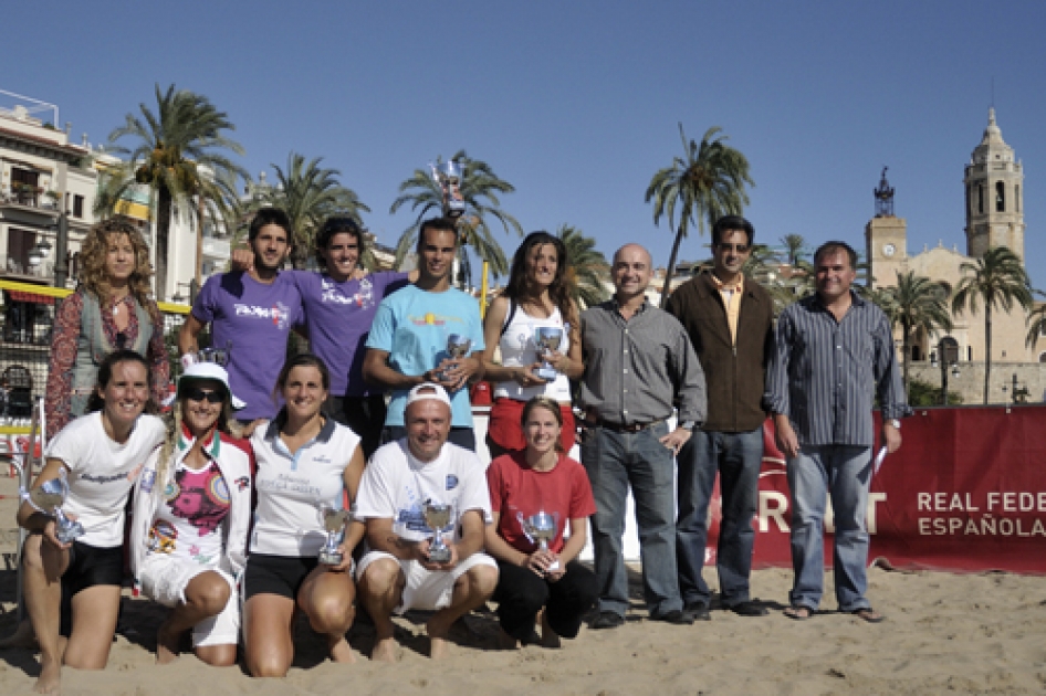 Sorpresas en el Campeonato de España de Tenis Playa celebrado en Sitges 