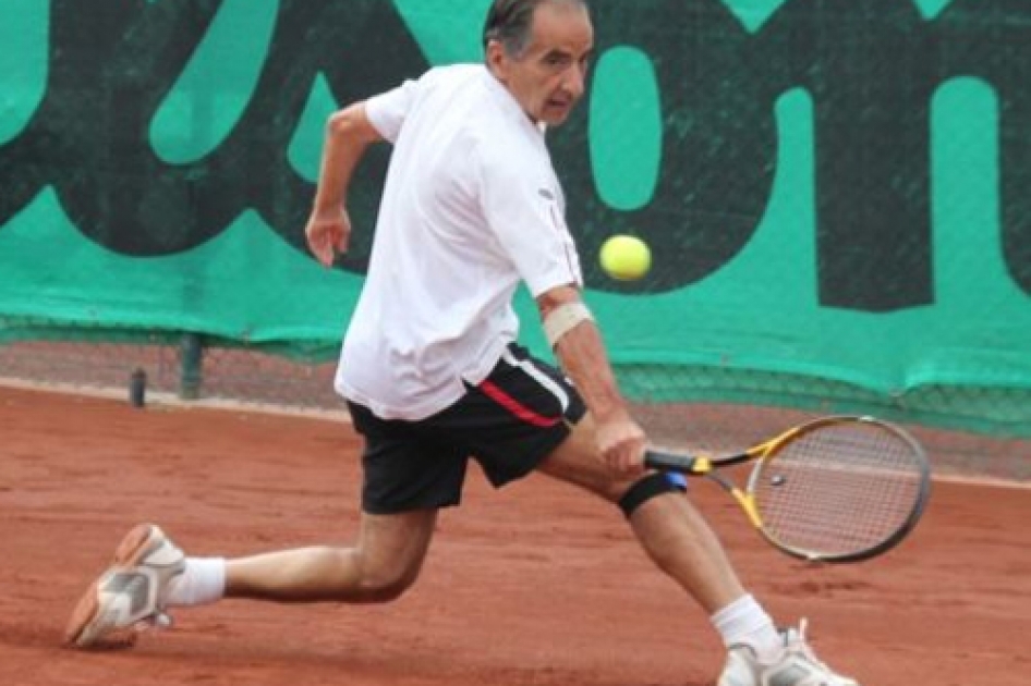 Jorge Camiña sobrevive como único español en el Mundial de Súper Veteranos Jorge Camiña sobrevive como único español en el Mundial de Súper Veteranos