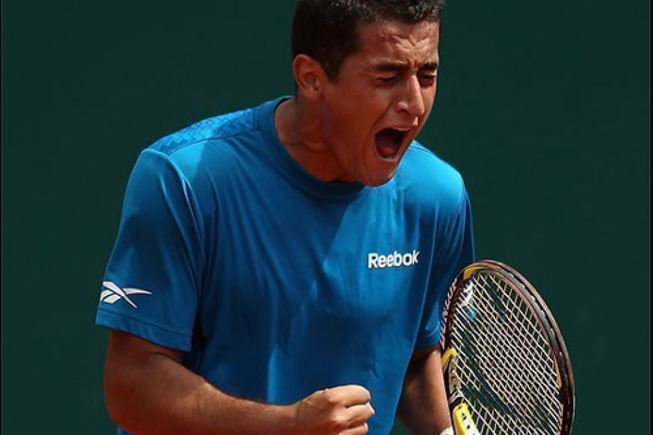 Nicolás Almagro cae en las semifinales de Viena ante el local Melzer Nicolás Almagro cae en las semifinales de Viena ante el local Melzer