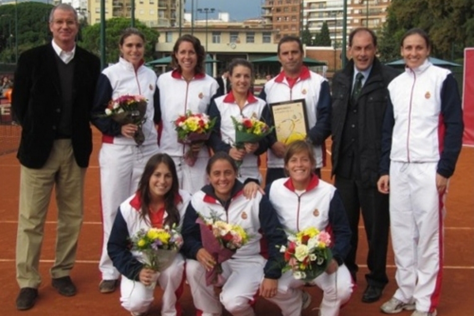 El RCT Barcelona-1899 recupera el cetro femenino y deja al CT Valencia sin ttulo 