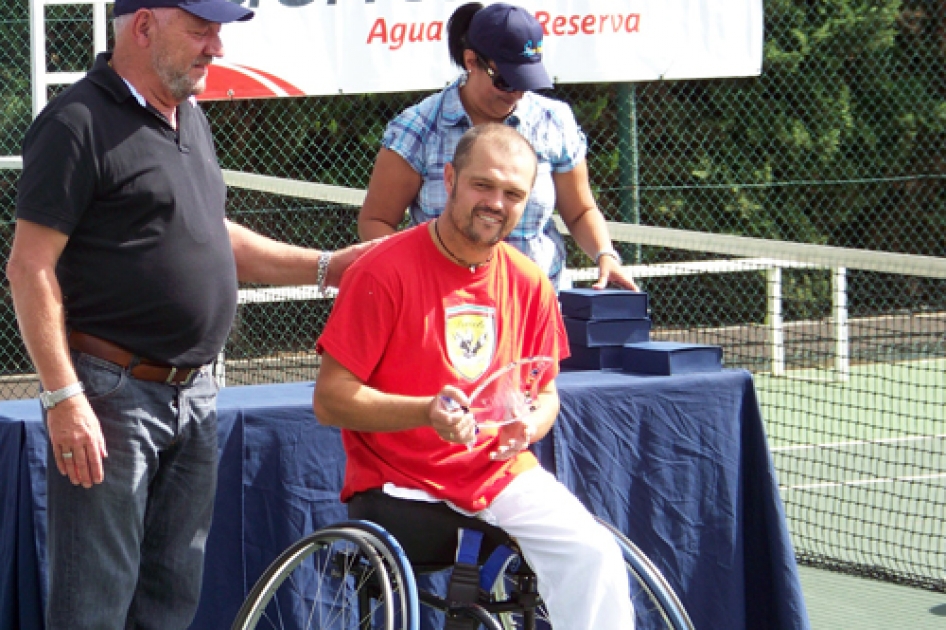Tercera victoria del año para Martín Varela en el torneo de Tenerife de tenis en silla