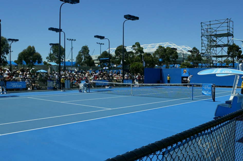 Guillermo Olaso y Arnau Brugus superan la primera ronda de la previa del Open de Australia