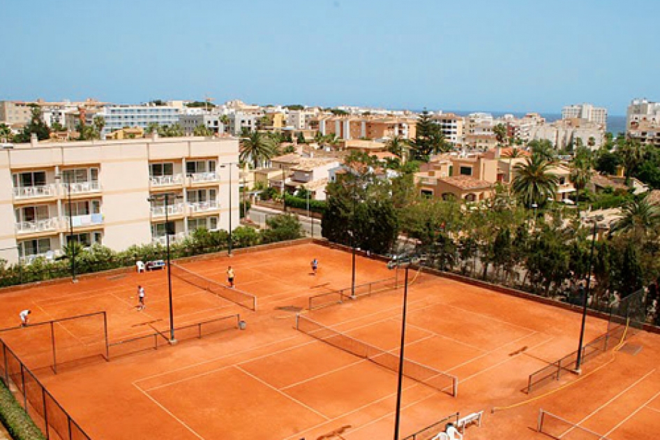 Mallorca acoge el primer torneo internacional femenino de la temporada en Espaa