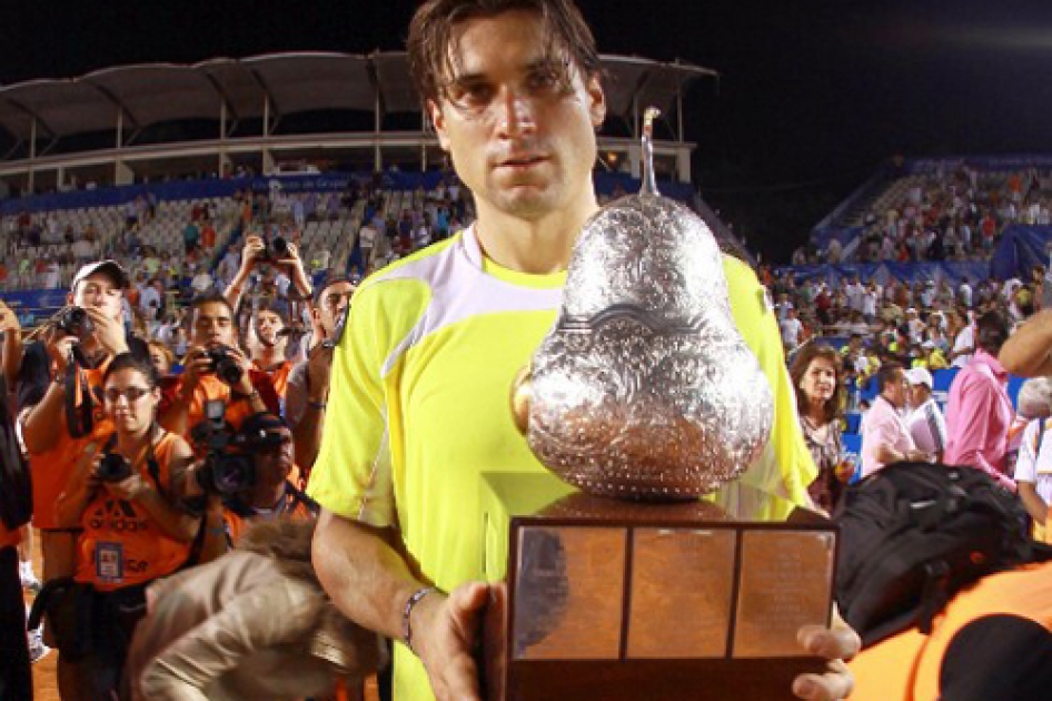 Ferrer repite victoria en Acapulco e impide el triplete de Almagro