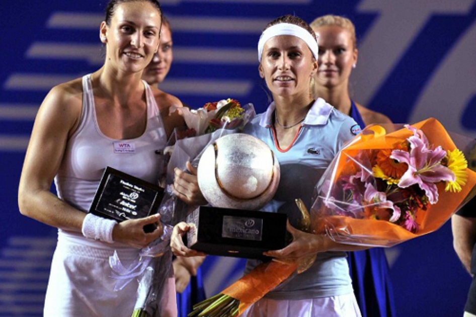 Arantxa Parra se vuelve a quedar a las puertas de su primer título Arantxa Parra se vuelve a quedar a las puertas de su primer título