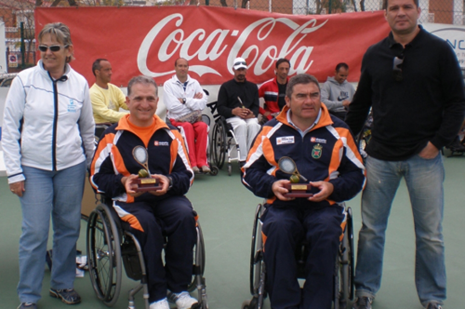 José Carlos Pina gana el primer torneo de tenis en silla de ruedas del año en Málaga