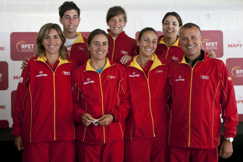 Martnez, Medina, Domnguez y LLagostera, equipo espaol de Fed Cup ante Francia