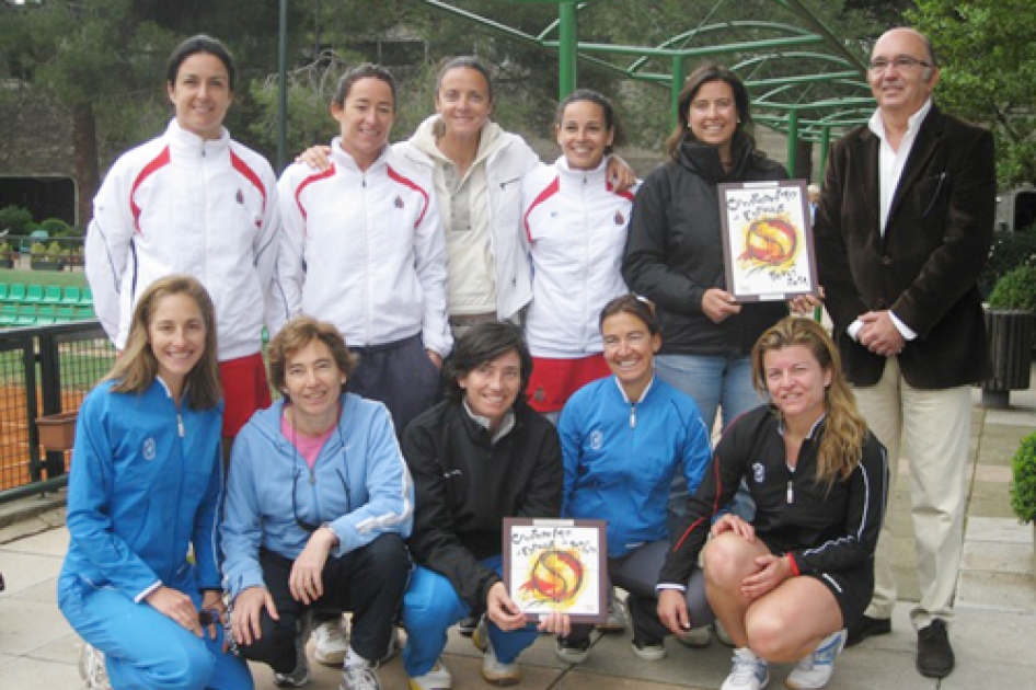 El RC de Polo conquista su tercer título consecutivo +35 femenino ante el CT Chamartín