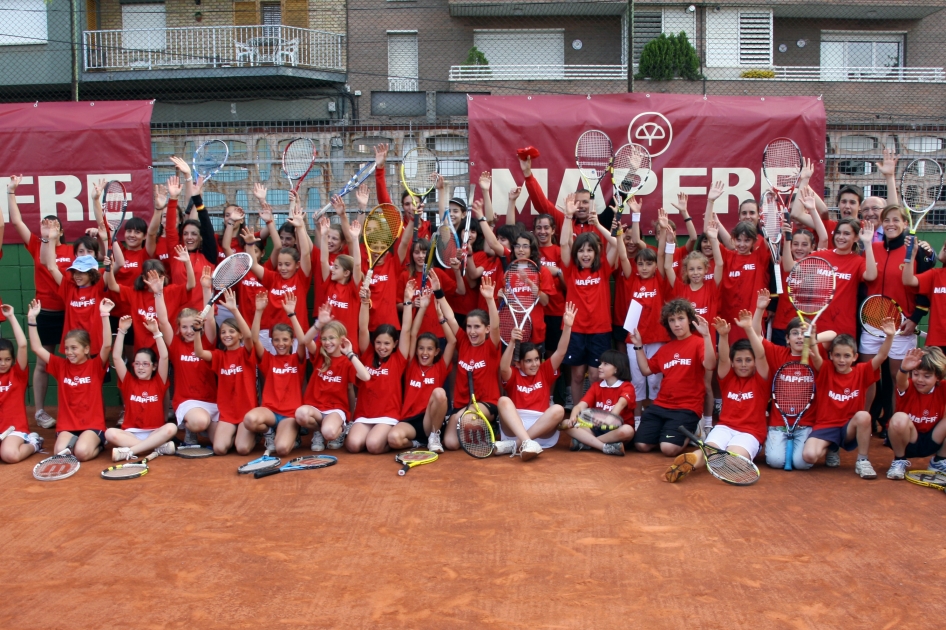 La Selección Española MAPFRE acerca el tenis a los más pequeños