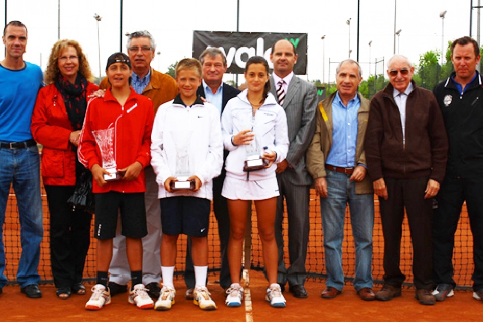 Eduard Gell y Beatriz Lpez Albarracn se llevan el Trofeo Albert Costa sub13