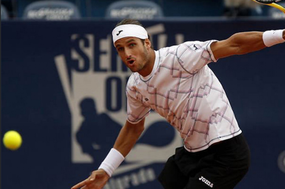 Feliciano López supera a Albert Montañés y accede a las semifinales en Belgrado Feliciano López supera a Albert Montañés y accede a las semifinales en Belgrado