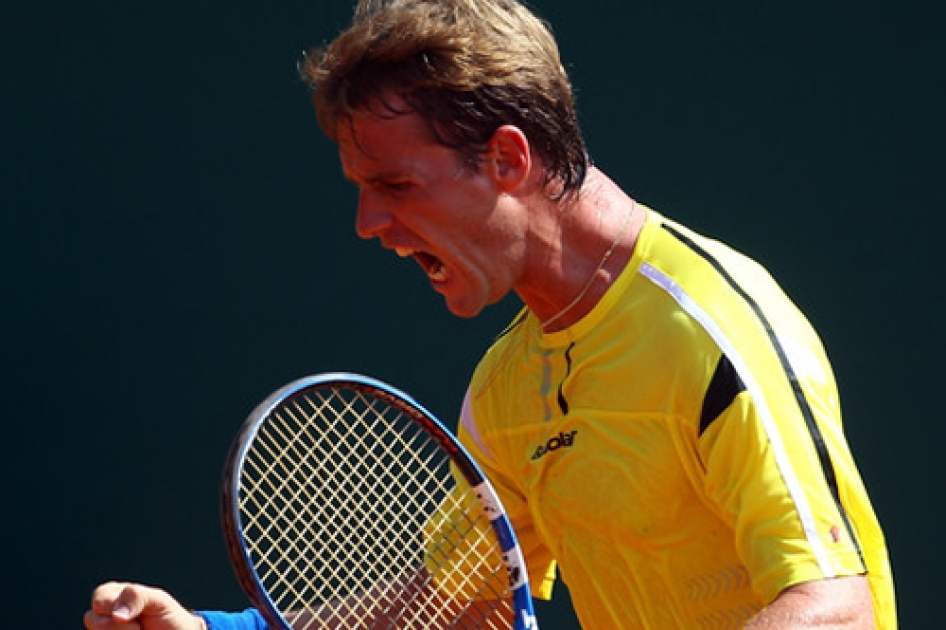 Daniel Gimeno protagoniza otra sorpresa ante Melzer y avanza en Madrid junto a Nadal Daniel Gimeno protagoniza otra sorpresa ante Melzer y avanza en Madrid junto a Nadal