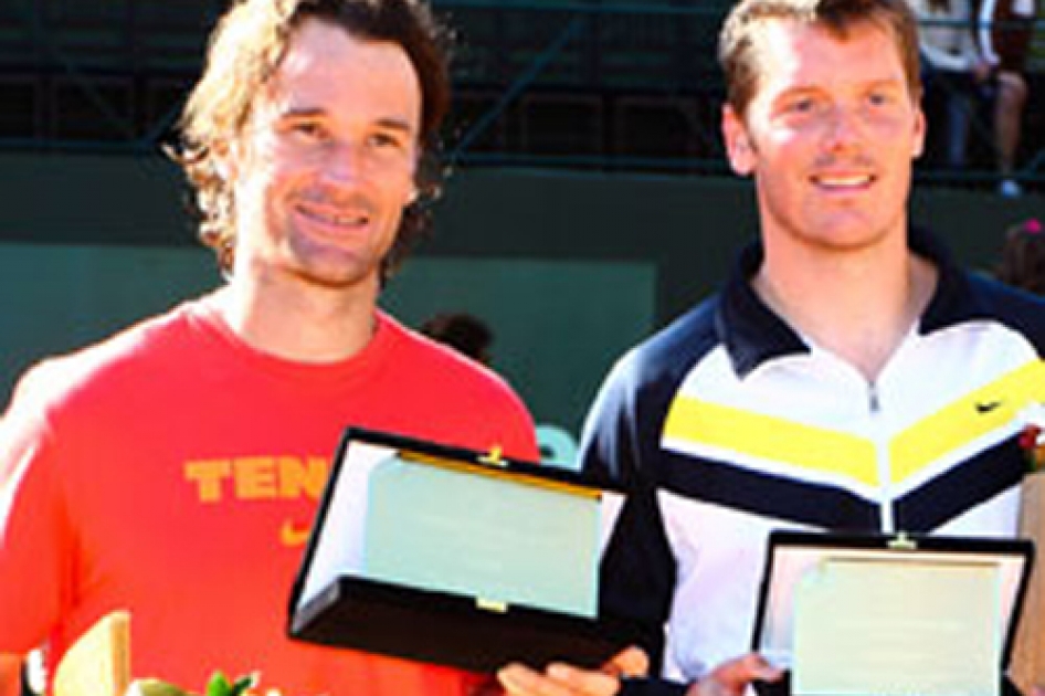 Carlos Moy gana su primer torneo del circuito ATP Champions Tour en Sao Paulo