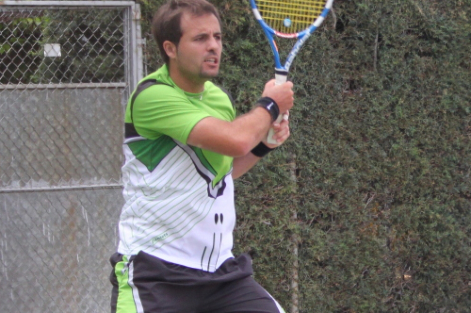 Arnau Brugués sigue en racha y suma su séptimo triunfo del año en el Futures de Martos Arnau Brugués sigue en racha y suma su séptimo triunfo del año en el Futures de Martos