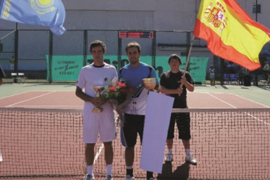 Arnau Brugués extiende su racha al circuito Challenger y conquista su primer título en Rusia Arnau Brugués extiende su racha al circuito Challenger y conquista su primer título en Rusia