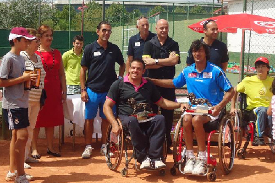 Quico Tur extiende su hegemona en el Open Caja Espaa-Duero de Len ante Rubn Prez