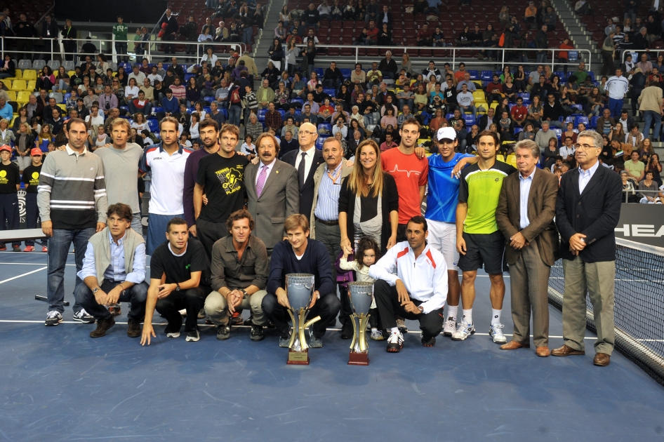 Presente y pasado del tenis espaol se unen para homenajear a Andrs Gimeno